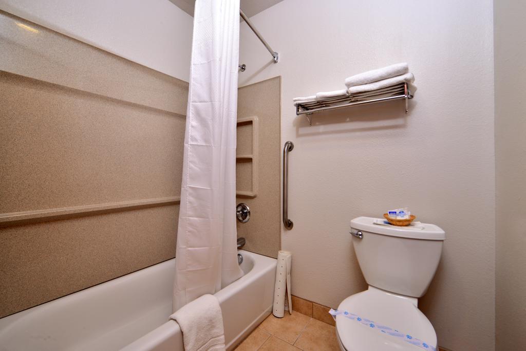 Americas Best Value Inn Burns Ngoại thất bức ảnh