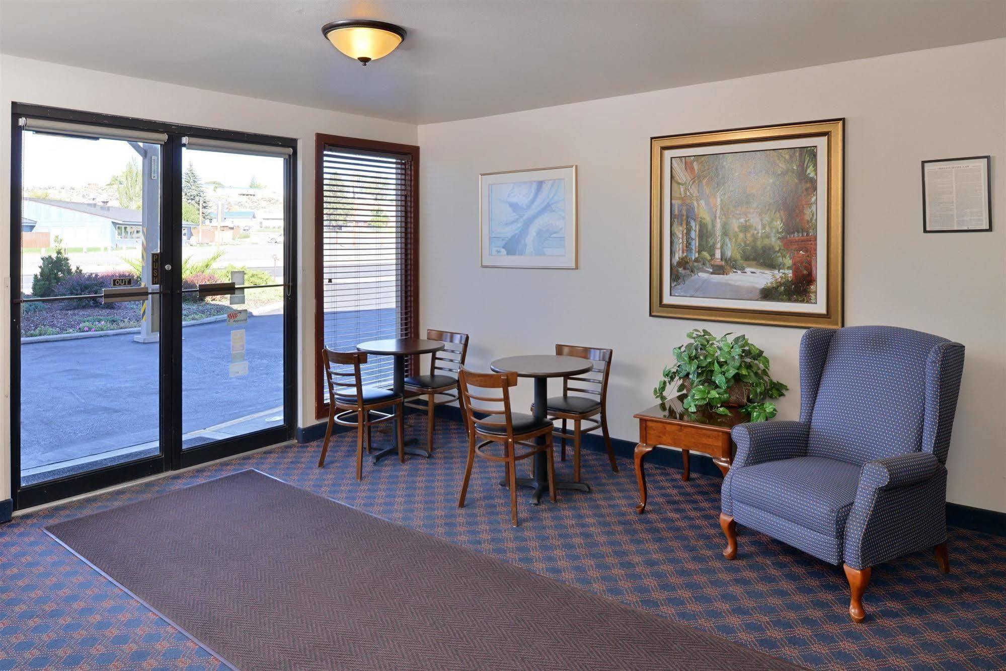 Americas Best Value Inn Burns Ngoại thất bức ảnh